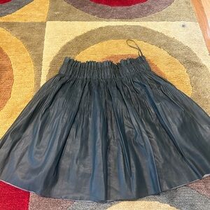 7 For All Mankind Pleated Faux Leather Skirt Dark Green Women’s Size XS